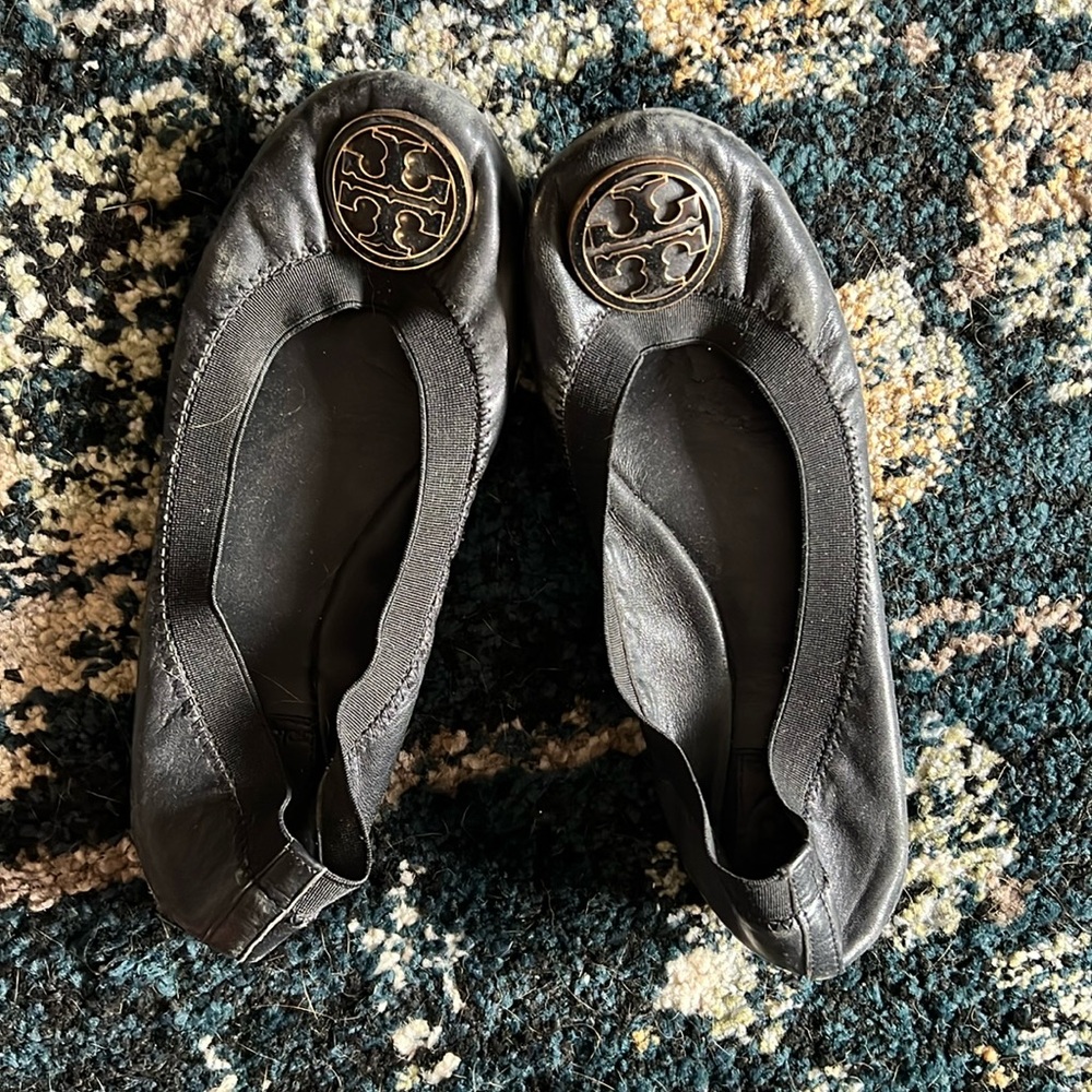 Tory Burch flats, size 6 (black)